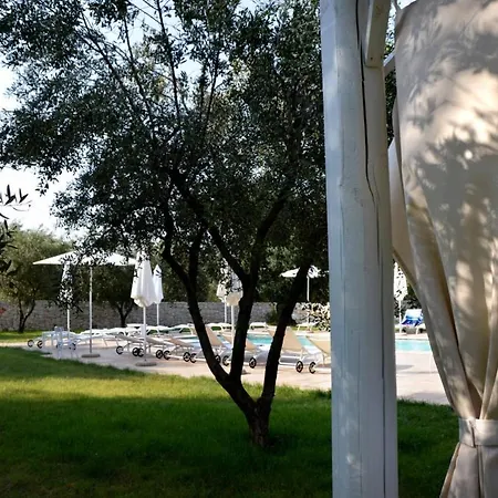 Masseria Fragnale לינה וארוחת בוקר