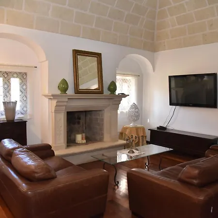 Masseria Fragnale לינה וארוחת בוקר 4*