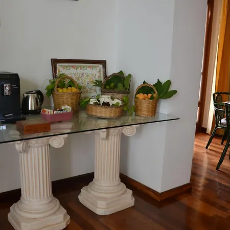 לינה וארוחת בוקר Masseria Fragnale פאסאנו