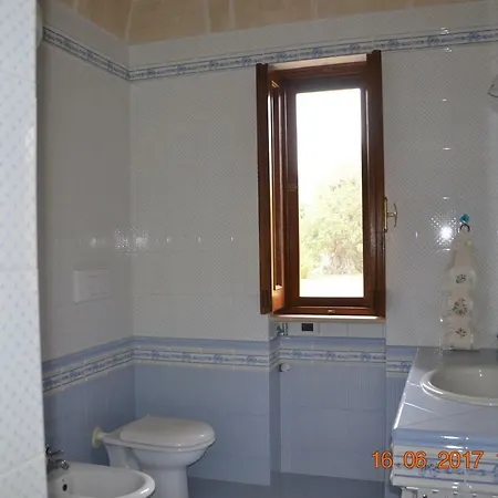 Masseria Fragnale לינה וארוחת בוקר